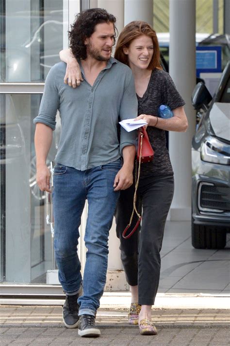 when did kit harington and rose leslie start dating